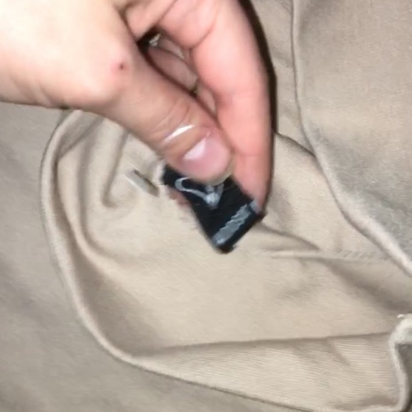 Windsor skin tight tan skirt never worn - Picture 2 of 3